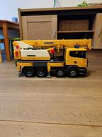 Bruder 3571 Scania 560R vrachtwagen met Liebherr hijskraan, Kinderen en Baby's, Speelgoed | Speelgoedvoertuigen, Ophalen of Verzenden