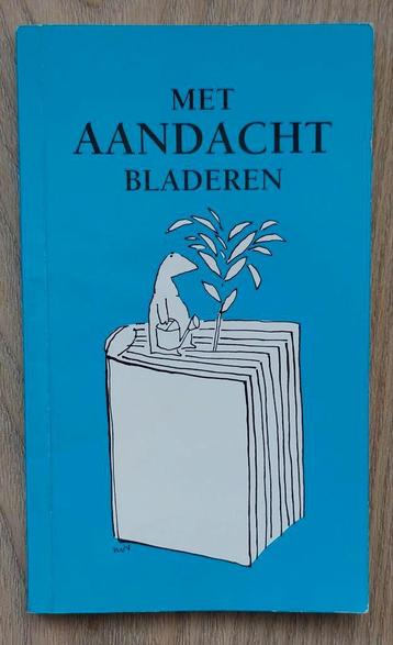 Met aandacht bladeren beschikbaar voor biedingen