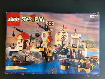 Lege lego piraten doos set 6277 beschikbaar voor biedingen