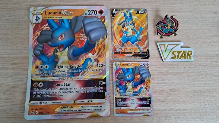 Lucario Promo Set SWSH213 + SWSH214 + Pin + XL Kaart, Hobby en Vrije tijd, Verzamelkaartspellen | Pokémon, Nieuw, Meerdere kaarten