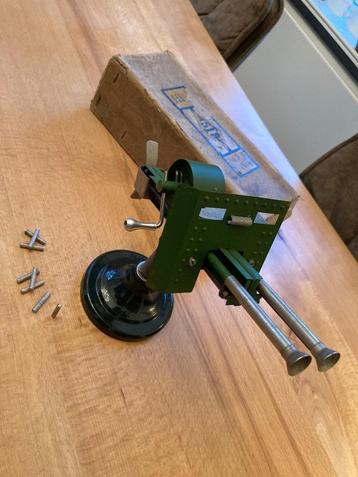 Pom-Pom GUN beschikbaar voor biedingen