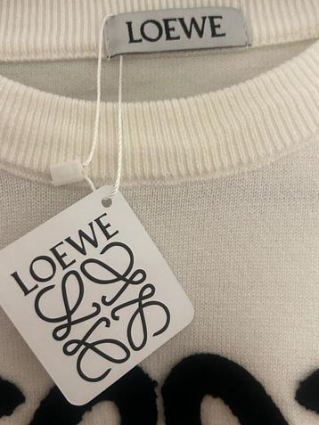 Loewe knitted sweater dames beschikbaar voor biedingen