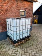 1000 Liter IBC tank op kunststof pallet, 150 liter of meer, Ophalen, Zo goed als nieuw