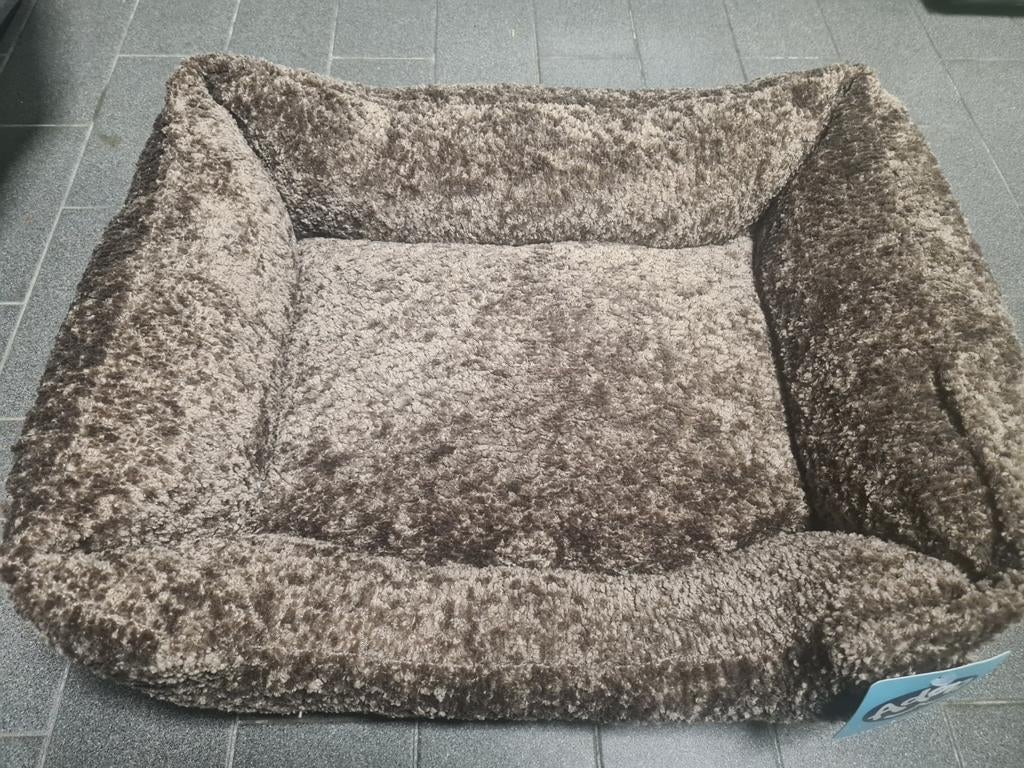 Honden/kattenmand, Ophalen of Verzenden, Zo goed als nieuw, Riet