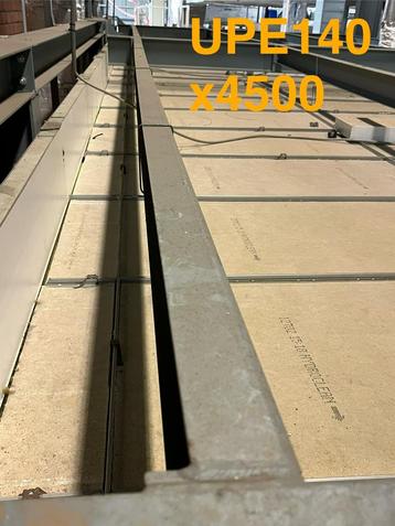 UPE140 x4500 4,5 meter lang, 120 stuks beschikbaar voor biedingen