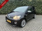 Volkswagen Up! 1.0 high up! AIRCO|NAVI|CRUISE|PDC|NW APK, Euro 5, Gebruikt, 4 stoelen, Leder en Stof
