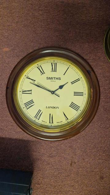 Smiths Enfield wandklok beschikbaar voor biedingen