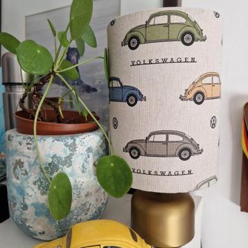 Kever lamp beschikbaar voor biedingen