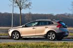 Volvo V40 Cross Country T4 Summum | ACC Xenon BLIS Trekhaak, Voorwielaandrijving, 1282 kg, 4 cilinders, Bruin