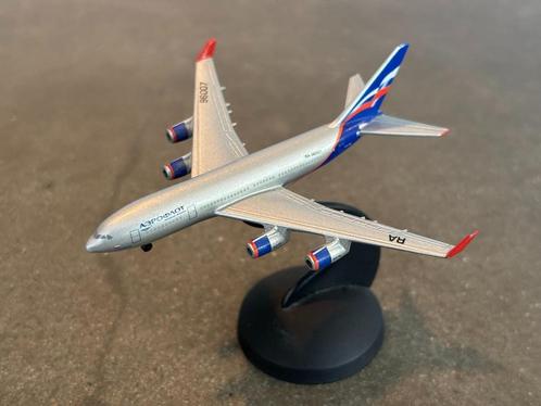 Aeroflot Ilyushin IL 96 Schabak 951 schaal 1:600, Verzamelen, Luchtvaart en Vliegtuigspotten, Zo goed als nieuw, Schaalmodel, Ophalen of Verzenden
