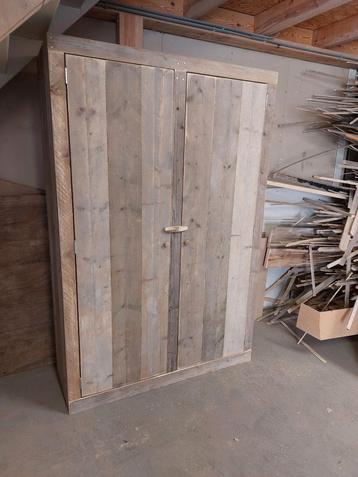 Steigerhouten Kledingkast - Maatwerk beschikbaar voor biedingen