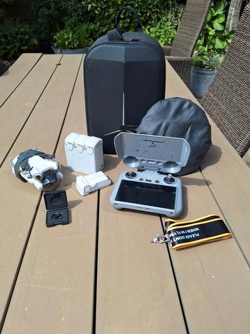 DJI mini 4 pro (fly more combo) 3x accu beschikbaar voor biedingen