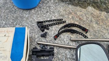 Kogeldrukmeter en Caravanspiegels, beschikbaar voor biedingen