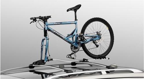 TE HUUR: BMW/Thule fork gemonteerde fietsdrager, Auto diversen, Fietsendragers, Zo goed als nieuw, Dakdrager, 1 fiets, Brede banden