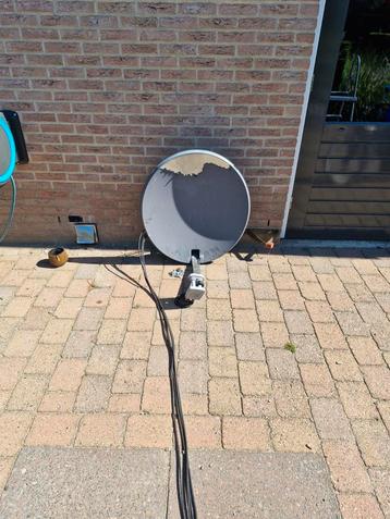 Satelliet Schotel Antenne beschikbaar voor biedingen