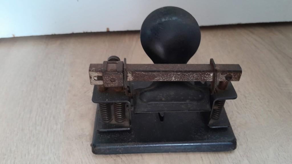perforator jaren 50 of 60, Ophalen of Verzenden, Huis en Inrichting