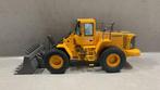 Volvo L220E, Hobby en Vrije tijd, Modelauto's | 1:50, Ophalen of Verzenden, Zo goed als nieuw, Bus of Vrachtwagen