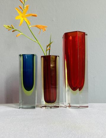 Murano Sommerso blokvazen seventies rood blauw Italy MCM beschikbaar voor biedingen