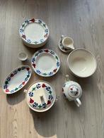 Origineel Boerenbont servies (Spinx Maastricht), Huis en Inrichting, Ophalen, Aardewerk, Boerenbont, Bord(en)