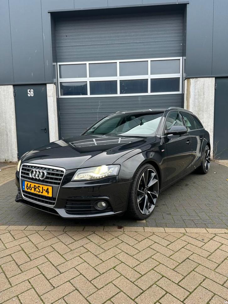 Audi A4 1.8 Tfsi 88KW Avant 2011 Zwart S Line, Auto's, Audi, Bedrijf, A4, ABS, Airbags, Airconditioning, Alarm, Bluetooth, Bochtverlichting