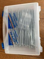 Doos Vol Schroeven 22cm - Zo Goed Als Nieuw!, Doe-het-zelf en Verbouw, IJzerwaren en Bevestigingsmiddelen, 50 tot 100 mm, Schroeven