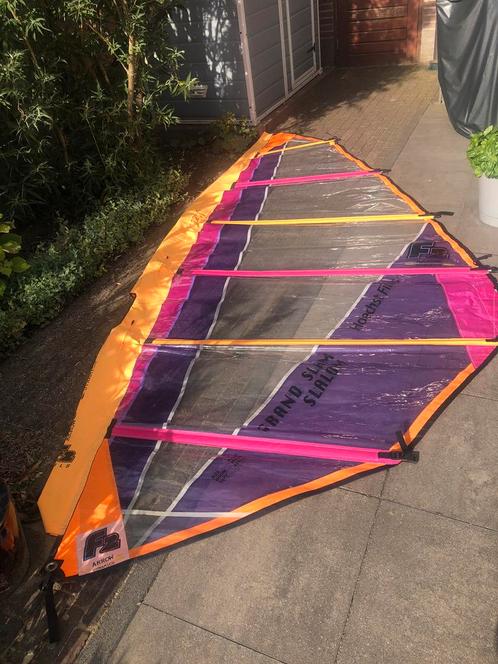 F2 Arrow 5,5 m2  Grand Slam Slalom surfzeil, Watersport en Boten, Zeilen en Zeiltoebehoren, Gebruikt, Minder dan 15 m², Minder dan 3 meter