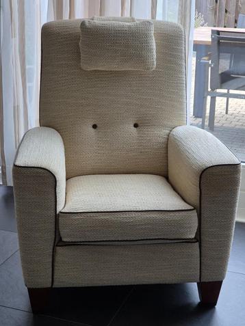 Stijlvolle fauteuil van Meubelatelier Kessels beschikbaar voor biedingen