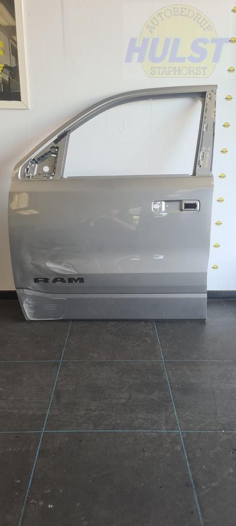 Portier Dodge RAM 1500 bouwjaar 2022, Auto-onderdelen, Carrosserie en Plaatwerk, Deur, Overige automerken, Voor, Links, Gebruikt