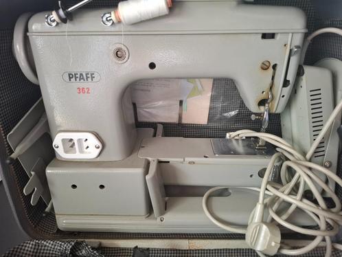 PFAFF Naaimachine 362 met alle toebehoren, Hobby en Vrije tijd, Naaimachines en Toebehoren, Gebruikt, Naaimachine, Pfaff, Ophalen