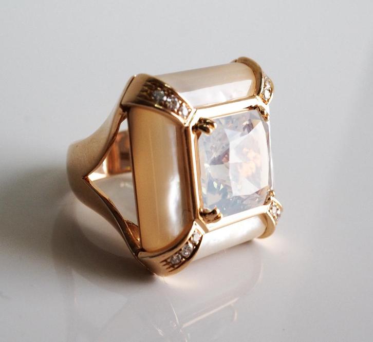 18 krt gouden design ring Mangiarotti, Sieraden, Tassen en Uiterlijk, Ringen, Zo goed als nieuw, Dame, 17 tot 18, Goud, Goud, Met edelsteen