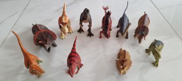 Dinosaures speelgoedfiguren/verzamelaars beschikbaar voor biedingen