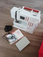 Bernina activa 220, Hobby en Vrije tijd, Naaimachines en Toebehoren, Ophalen, Zo goed als nieuw, Naaimachine, Bernina