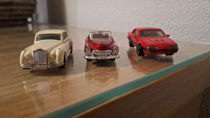 T-bird coupe, Rolls Royce silver cloud en Cadillac Eldorado, Hobby en Vrije tijd, Modelauto's | 1:87, Zo goed als nieuw, Auto