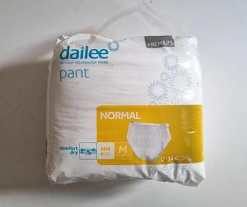 Dailee Pant M  , 11 pakken van 14 stuks nieuw beschikbaar voor biedingen