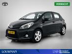 Toyota Yaris 1.5 Full Hybrid Comfort | Airco | Camera | LM V, Gebruikt, Zwart, 4 cilinders, Zwart