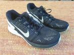 Nike dames hardloopschoenen maat 42, Ophalen of Verzenden, Zo goed als nieuw, Hardlopen, Hardloopschoenen