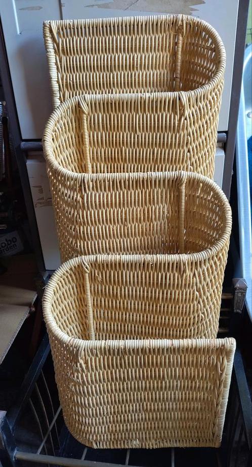70s Vintage design Wand Rotan Tijdschriftenrek Italië Ibiza, Verzamelen, Retro, Huis en Inrichting, Ophalen of Verzenden