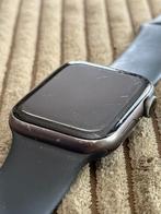 iWatch 5 zwart, 44MM met gebruikerssporen. Batterij 73%, Sieraden, Tassen en Uiterlijk, Gebruikt, Apple Watch ⌚️, Zwart, IOS