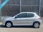 Peugeot 206 1.4 GentryNAP/APK/KOUDEAIRCO, Voorwielaandrijving, 4 cilinders, Elektrische ramen, Origineel Nederlands