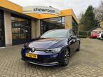 Volkswagen Golf 1.5 eTSI Active Climate Control Navi Carplay, Auto's, 4 cilinders, 150 pk, Blauw, Bedrijf