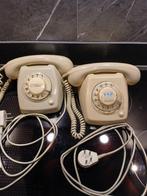 Vintage telefoons 2 stuks, Ophalen of Verzenden, Gebruikt, Met draaischijf