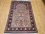 Vintage handgeknoopt oosters tapijt isfahan 180x121, Huis en Inrichting, Stoffering | Tapijten en Kleden, Info@SlatsAntiek.nl