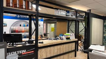 Industriele toonbank, werktafel beschikbaar voor biedingen