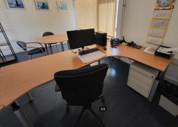 bureau met spreektafel