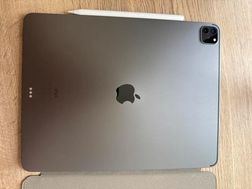 Apple ipad 12.9 inch 5th generation met pencil, Computers en Software, Apple iPads, Gebruikt, Apple iPad, 128 GB, Grijs, Ophalen of Verzenden