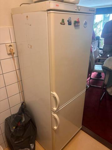 AEG Koelkast/Vriezer - Werkt Prima! beschikbaar voor biedingen