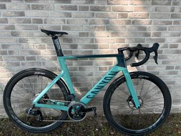 Canyon Aeroad CF SLX Maat L 58cm Sram Rival AXS Zipp Carbon beschikbaar voor biedingen