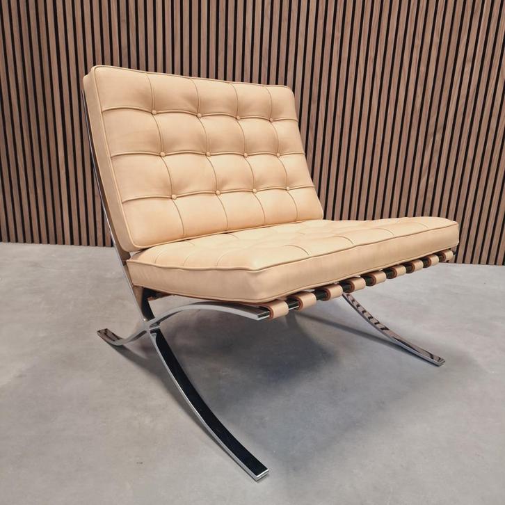 Knoll Barcelona chair - Relax Venezia Naturel, Antiek en Kunst, Antiek | Meubels | Stoelen en Banken, Ophalen of Verzenden