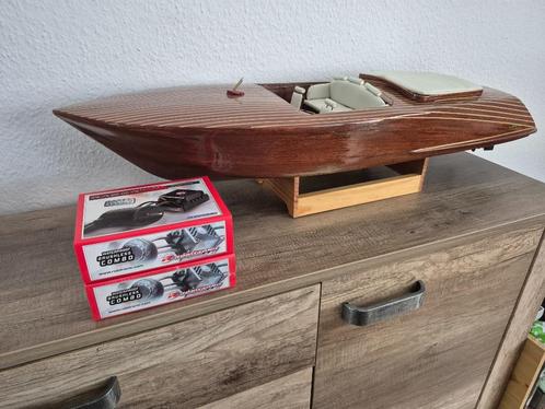 Riva Aquarama, Hobby en Vrije tijd, Modelbouw | Boten en Schepen, Gebruikt, Groter dan 1:32, Overige merken, Ophalen of Verzenden
