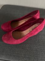 Bordeaux rode pumps 38, Kleding | Dames, Schoenen, Pumps, Ophalen of Verzenden, Zo goed als nieuw, Rood